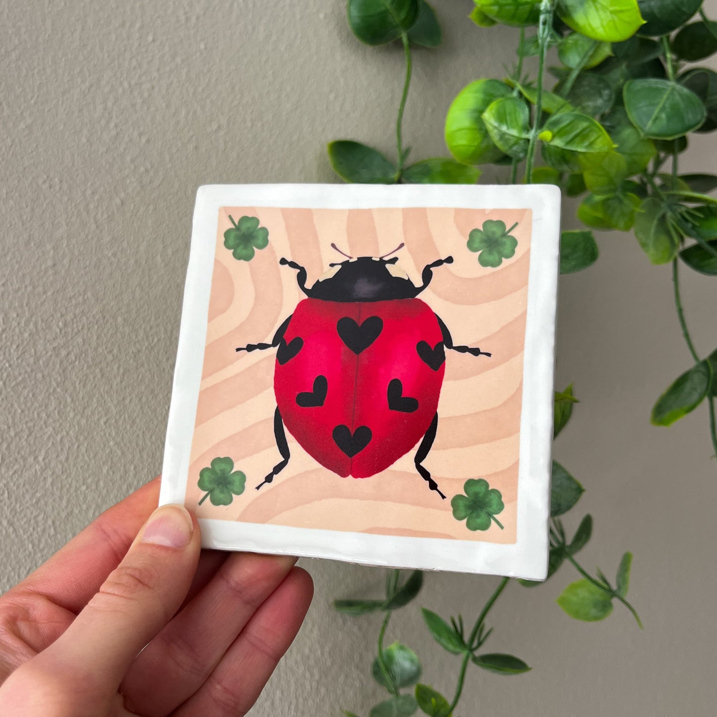 Tegeltje met illustratie - 10x10 cm - Lieveheersbeestje